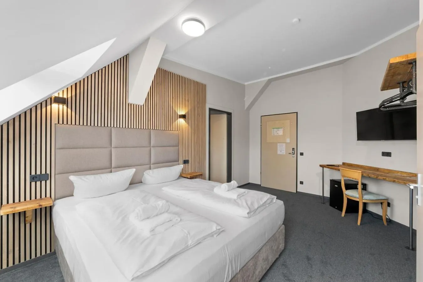 Hotel Comenius Berlin 2*,