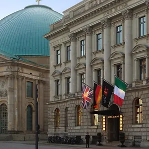 Hotel Rocco De Rome, Berlino