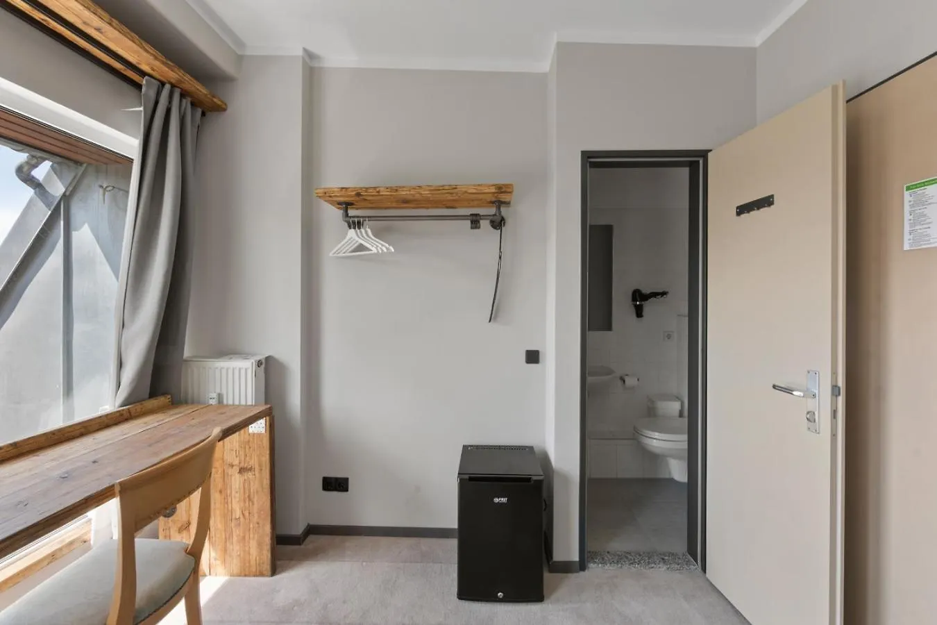 Hotel Comenius Berlín 2*,
