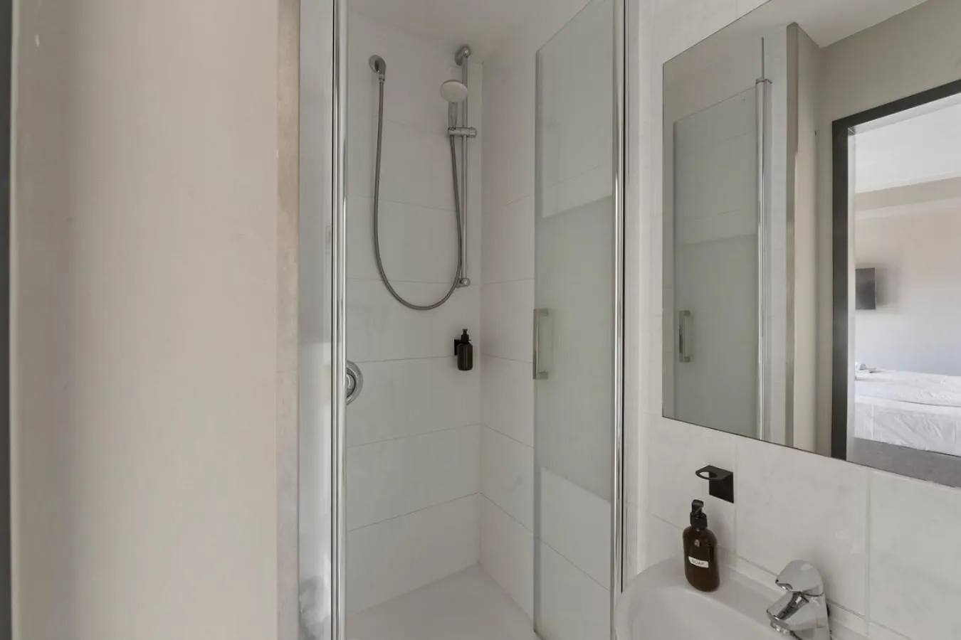 **  Hotel Comenius Berlín Alemania