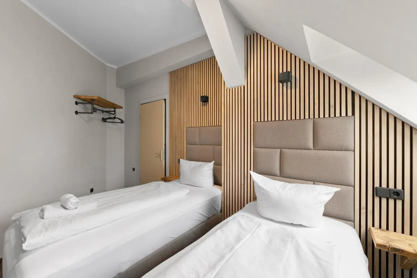 **  Hotel Comenius Berlín Alemania